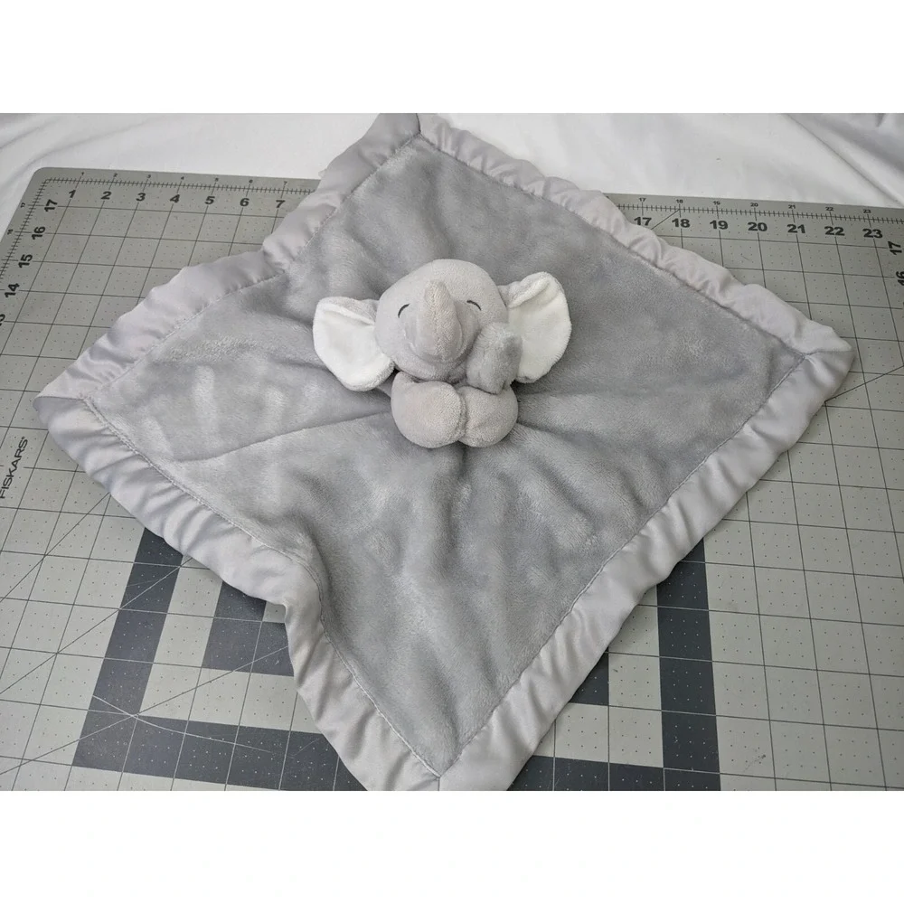 Carters Gray Elephant Lovey Security‎ Blanket 2016 Stuffed Animal Toy